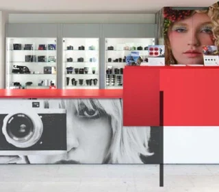 display in cartone